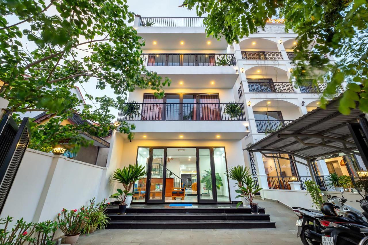 Tomorrow Hoi An Villa Bagian luar foto