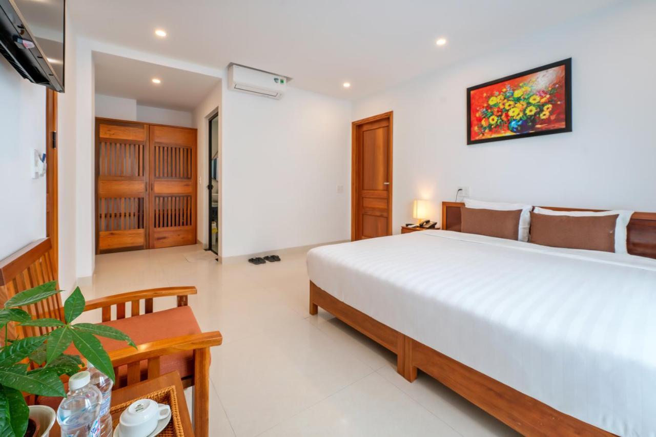 Tomorrow Hoi An Villa Bagian luar foto